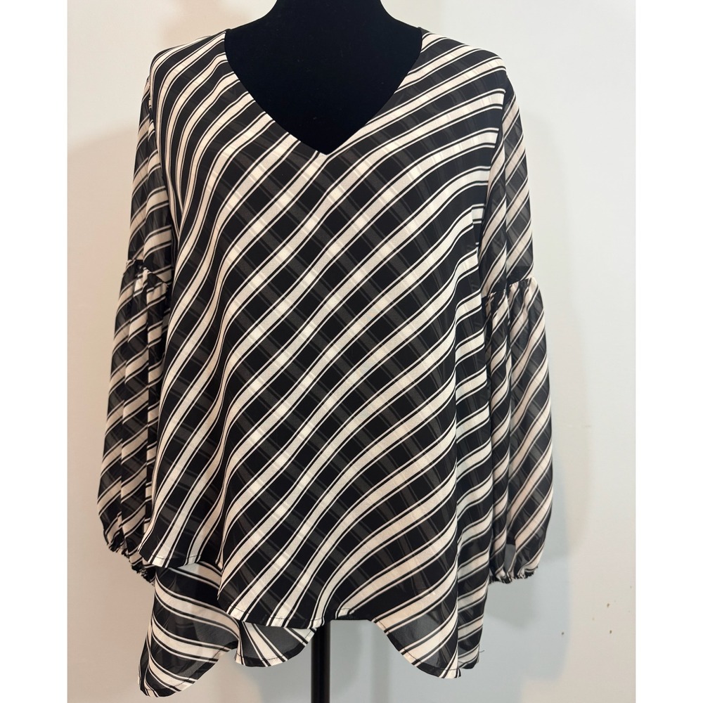Vince Camuto Striped Bishop Sleeves Black & White V-Neck Blouse Size Medium